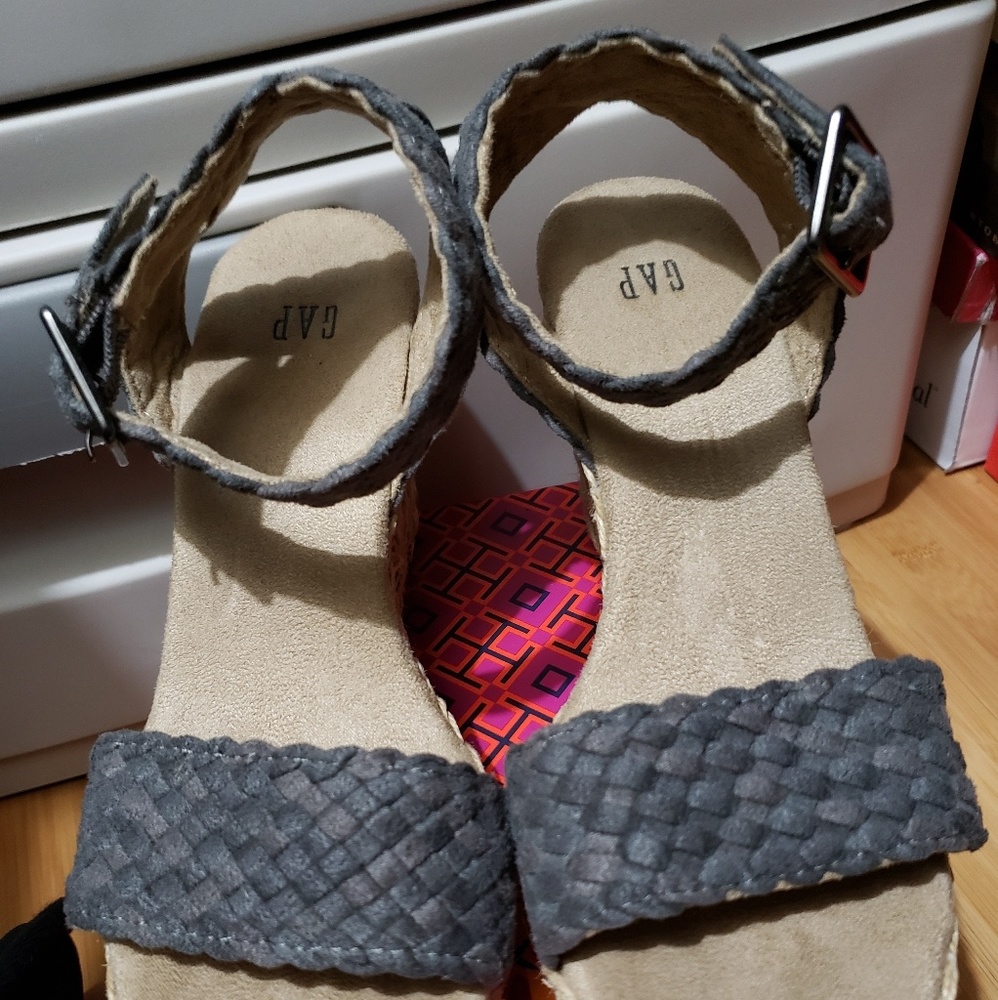 Gap wedge sandals